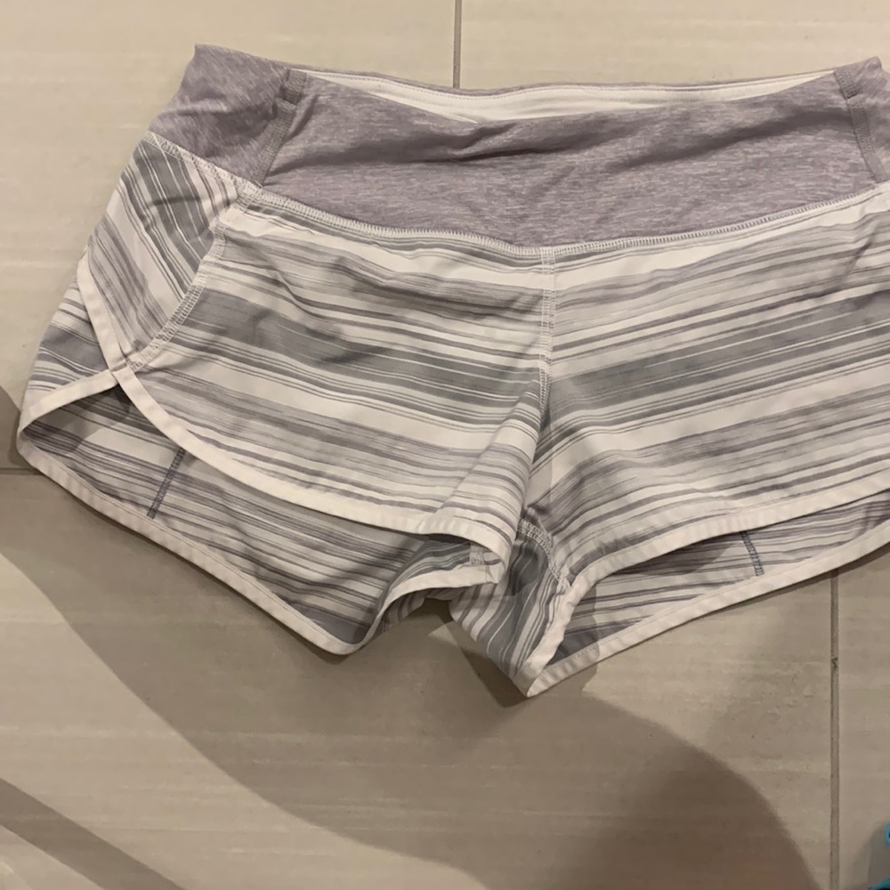 Lululemon Speed Shorts, size 6, white w/gray stripes